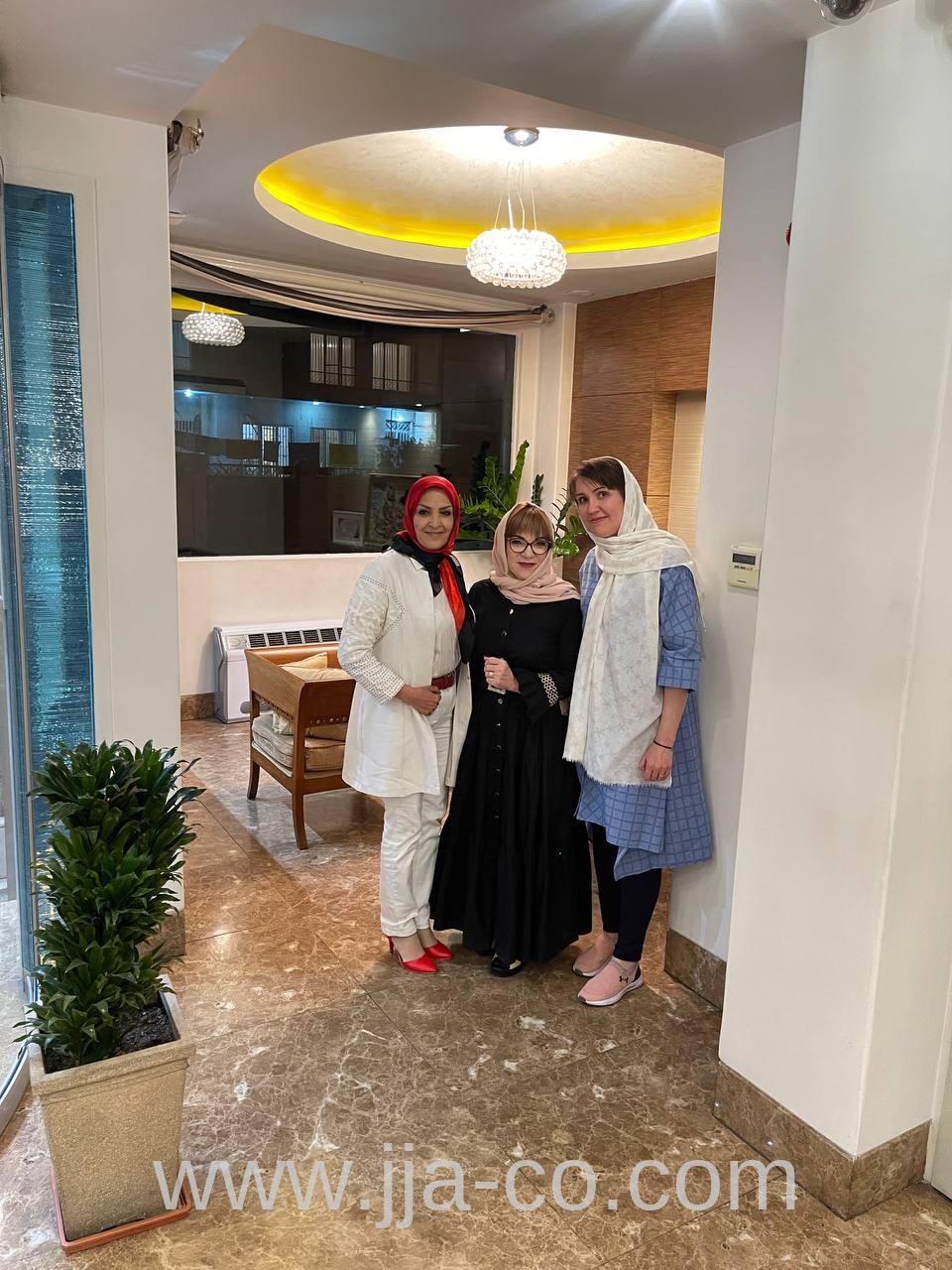 جلسه در هتل محل اقامت Matorosova Kausaria llgasovna نماینده شرکت Brior-KLLC